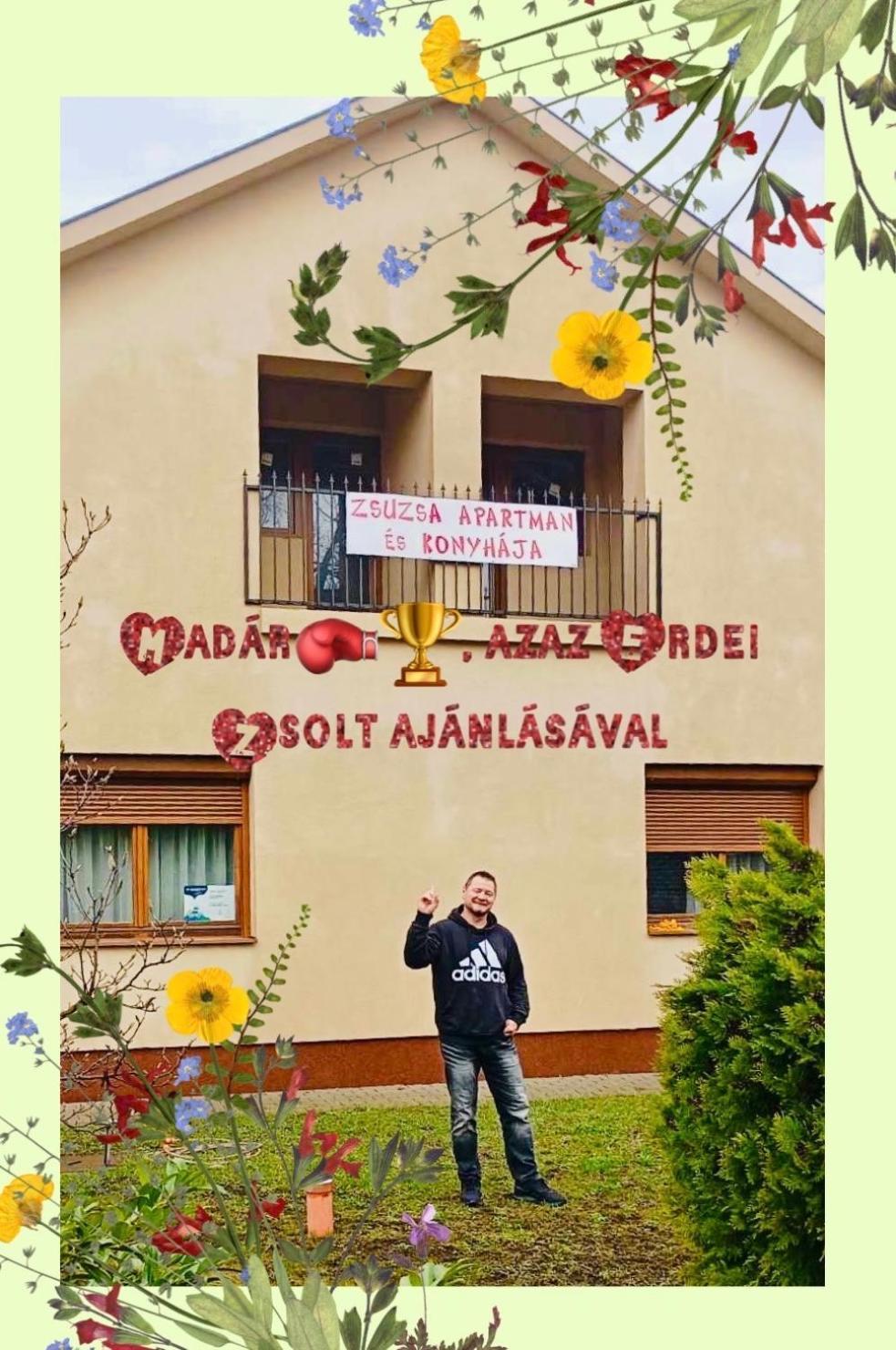 Zsuzsa Apartman Хайдусобосло Экстерьер фото